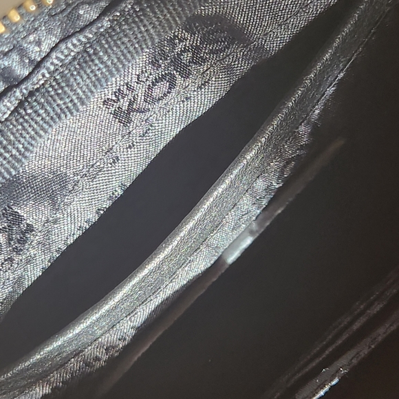 MICHAEL KORS Genuine Leather Crossbody Bag Black Gold VGUC - Picture 9 of 16